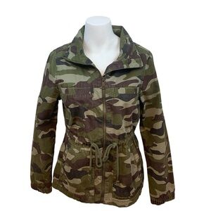 Old Navy Lightweight Camouflage Utility Jacket- Small